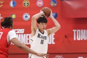 👀美媒晒杨瀚森和约基奇的夏联数据对比 前者除了篮板均占上风图片
